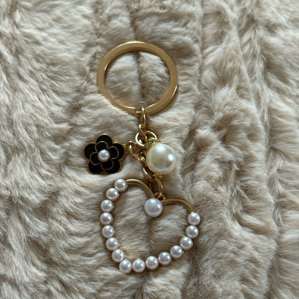 Gold and Pearl Heart and Camilla Keychain